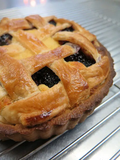 BLACKBERRY PIE