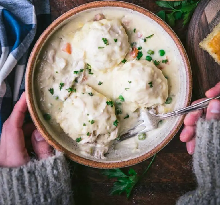 CHICKEN AND DUMPLINGS