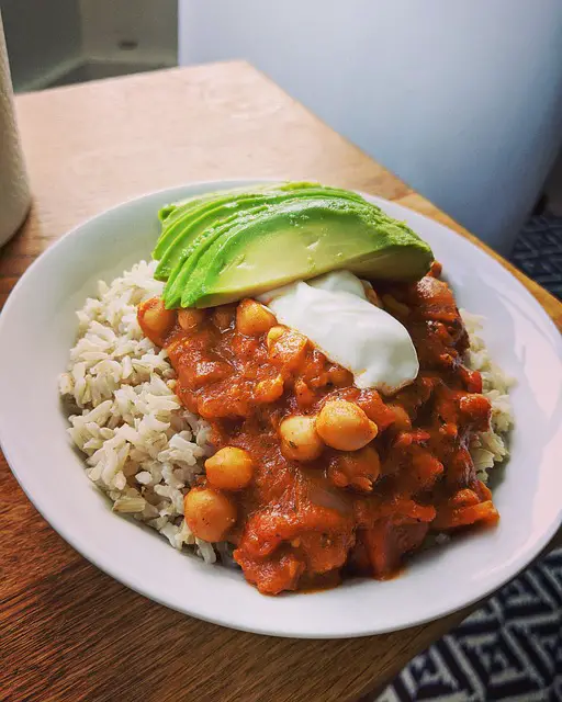 CHICKPEA-CURRY-WITH-RICE
